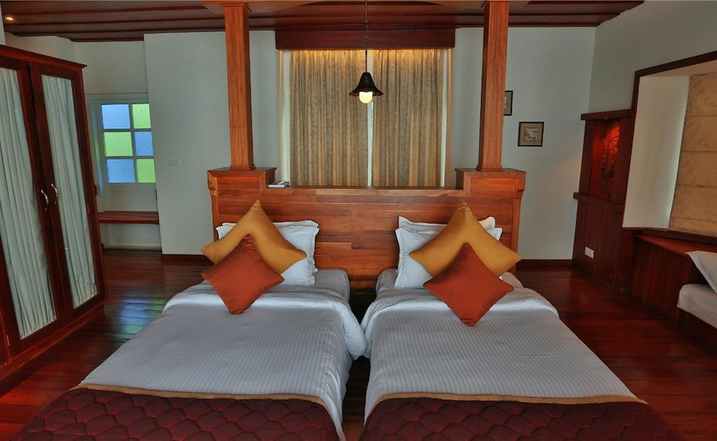 Classic Double Room with Spa Bath